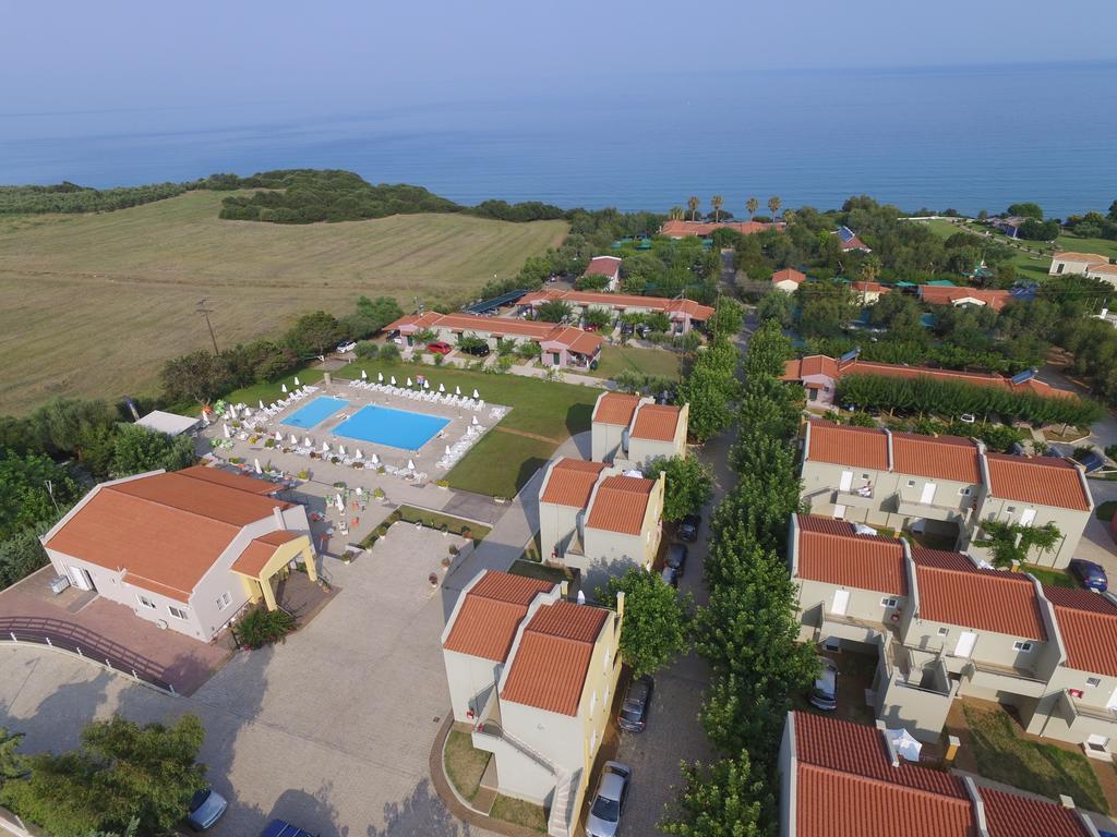 Fournia Village Kastro-Kyllini Exterior photo